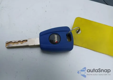 2014 Fiat 500 Sport z USA, uszkodzony, nr VIN 3C3CFFBR0ET194652